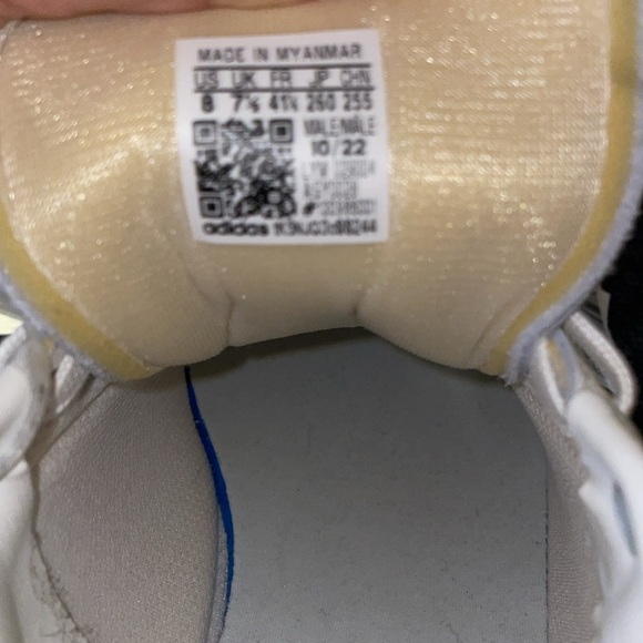 Cream Stan Smith Adidas Shoes - Picture 10 of 12